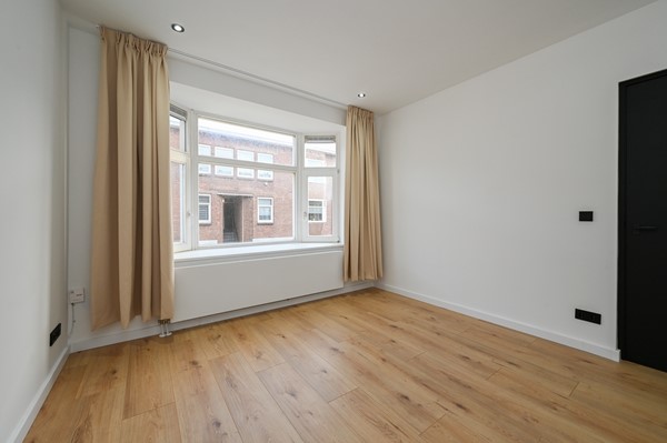 Medium property photo - Deimanstraat, 2522 BK Den Haag